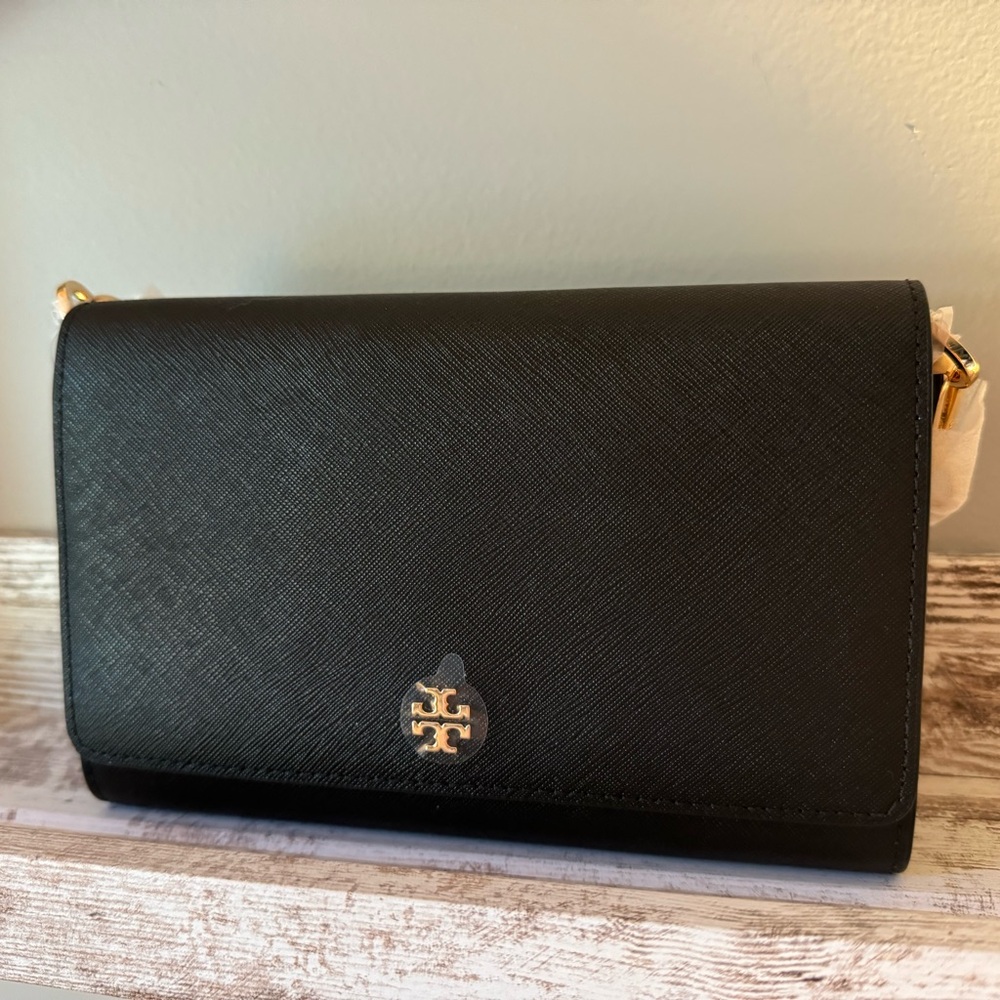 Tory Burch Emerson Chain Wallet Bag with chain